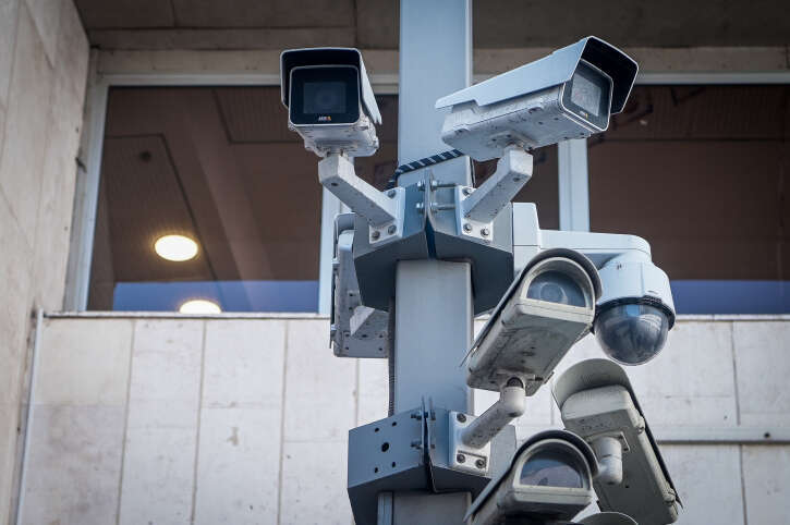 מצלמות אבטחה. אבשלום ששוני, פלאש 90