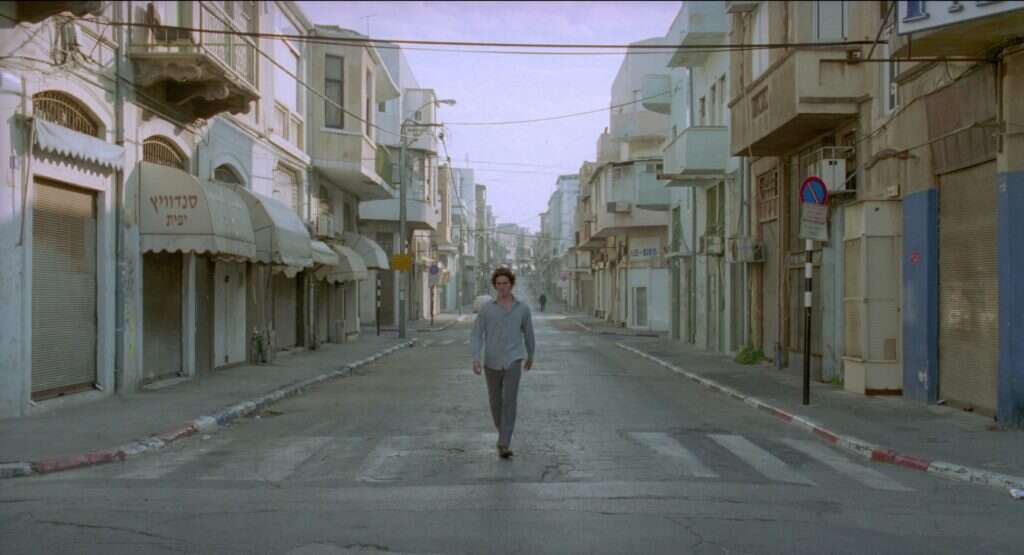 מתוך הסרט העלילתי כיפור, 2000