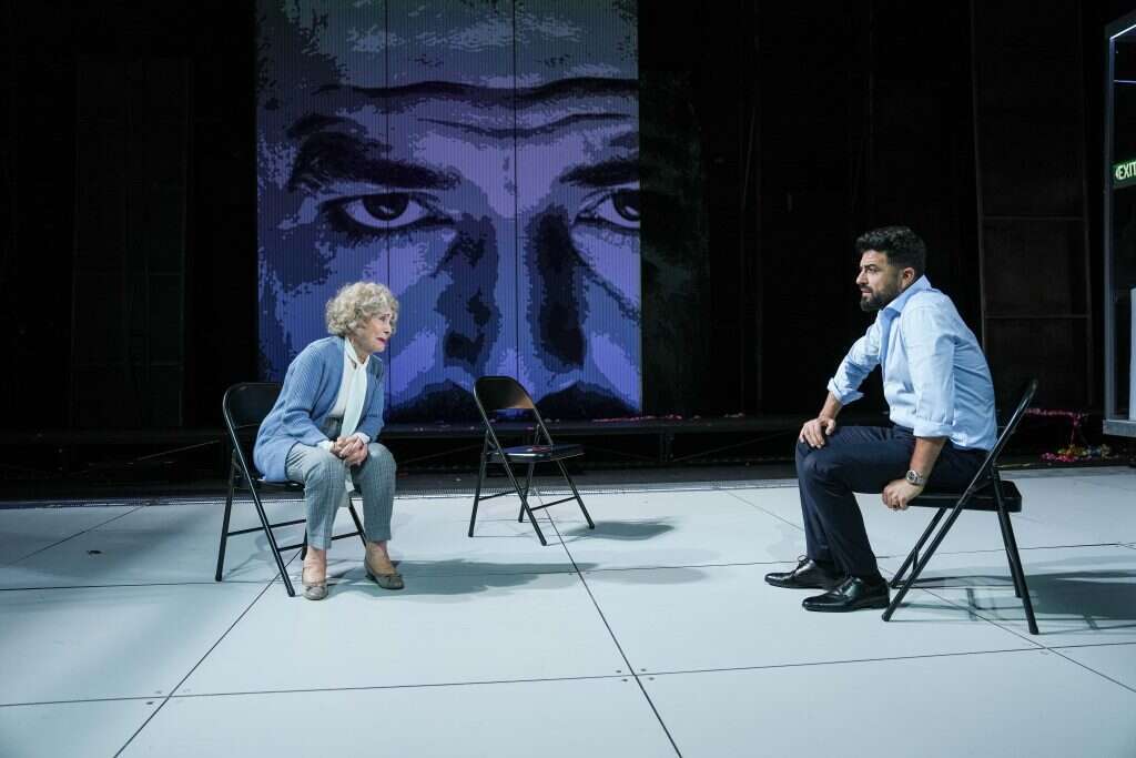 מתוך המחזה "אדיפוס"