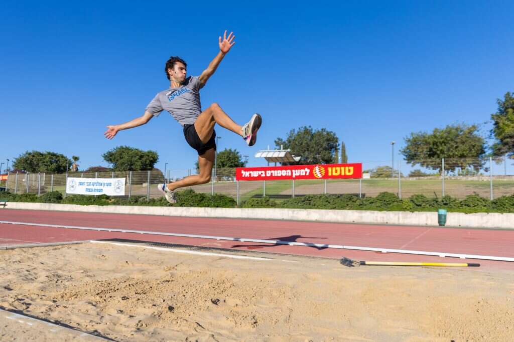 אלעד עדיקה, קפיצה לרוחק. | לירון מולדובן