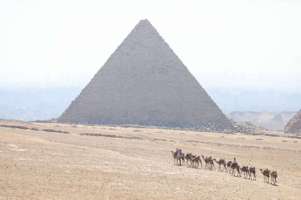הפירמידה הגדולה של גיזה. | מוחמד אל-שאהד/סוכנות אנאדולו דרך Getty Images