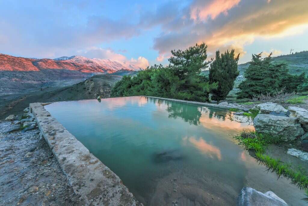 עין חרמון. | מילה אביב