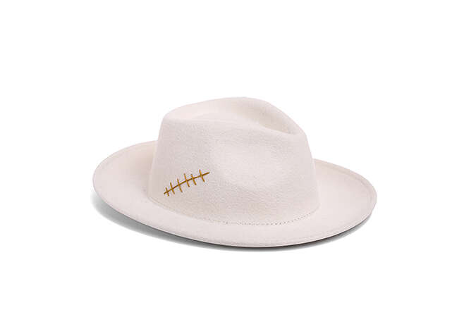 כובעי ג'סטין. | ולרי באלקינד