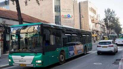 תחבורה ציבורית במרכז העיר ירושלים. | יונתן זינדל, פלאש 90