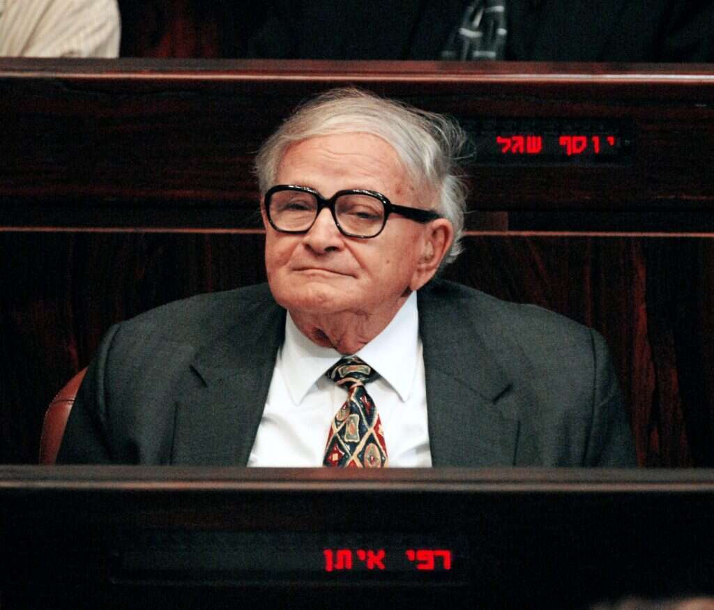 רפי איתן. | עמוס בן־גרשום, לע"מ רפי איתן. | עמוס בן־גרשום, לע"מ