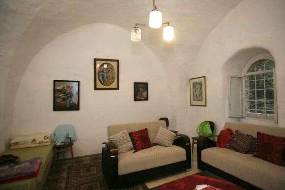 סלון בשכונת מחנה ישראל, ירושלים. | מרים אלסטר/פלאש90