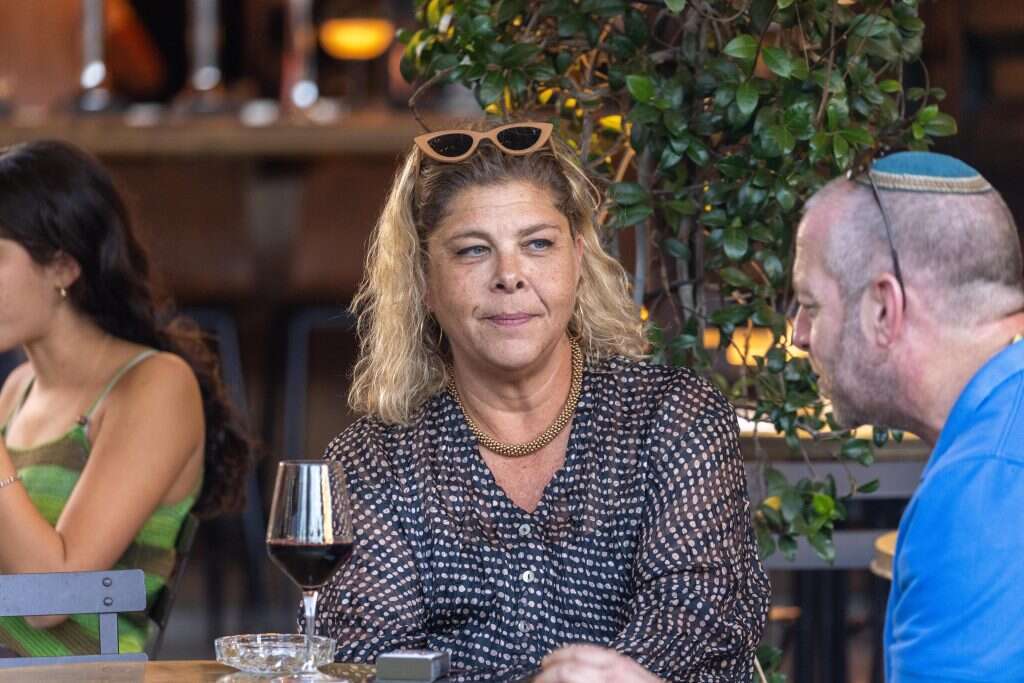 מיכל. | יוסי אלוני