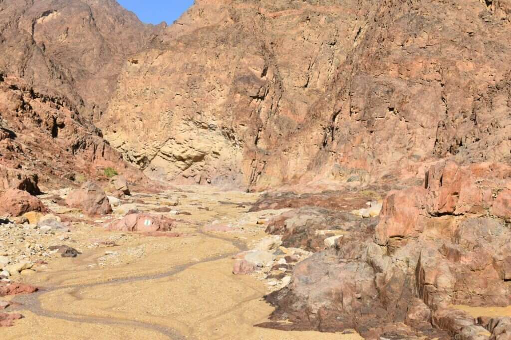 קניון שחורת. | אגדה וולדנברג