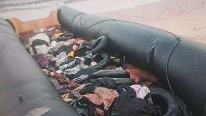 סירת הגומי שנמצאה בנתניה. | דוברות המשטרה (שרון)