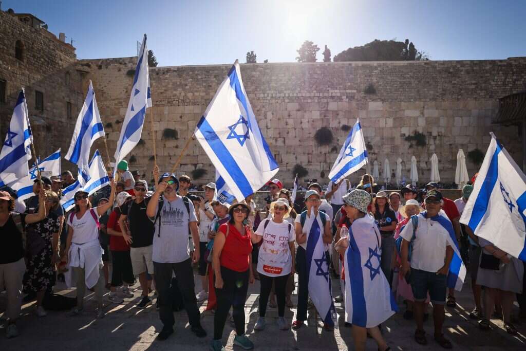 אירוע תפילה ושרשרת אנושית מהכותל לכנסת של פורום בראשית שכהן היה אחד ממארגניו, אב תשפ"ג. | חיים גולדברג, פלאש 90