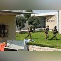 חיילים במצוד אחרי מחבלים. | AFP