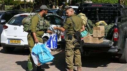 יחידות מילואים של צה"ל מסייעות בשמירה על קיבוץ סמוך לגבול סוריה בצפון רמת הגולן. | מיכאל גלעדי/פלאש90