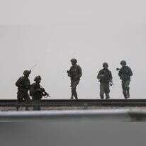 חיילי צה"ל בגבול רצועת עזה. | EPA