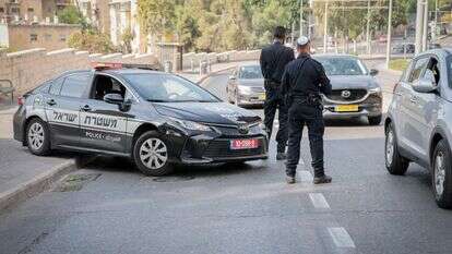 נקודת בדיקה משטרתית בכניסה לירושלים. | נעם ריבקין פנטון/פלאש 90