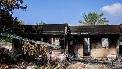 ההרס הרב שנגרם על ידי מחבלי חמאס לבתים בקיבוץ כפר עזה על גבול הרצועה. | חיים גולדברג, פלאש 90