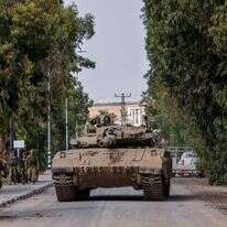 טנקים ולוחמי צה"ל בין הקיבוצים על גבול רצועת עזה. | חיים גולדברג, פלאש 90