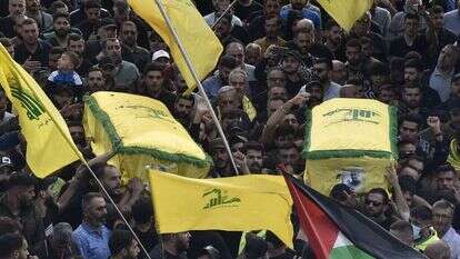 לוויות המוניות של מחבלי חיזבאללה שחוסלו בעקבות תקיפות צה"ל בלבנון. | EPA