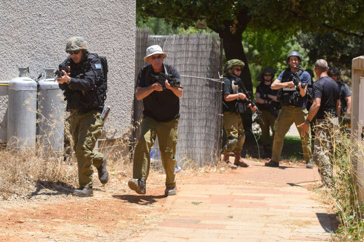 חברי כיתת כוננות של קיבוץ מלכיה בתרגיל, אילוסטרציה. | איל מרגוליןפלאש 90