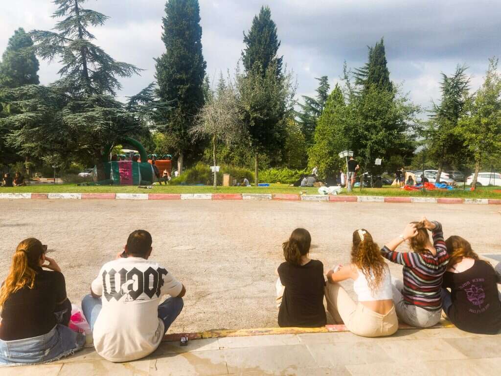 מפונות במלון יערים. | עטרה גרמן