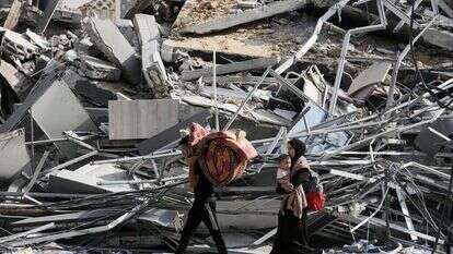 נמלטים מעזה. | EPA