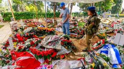 קבורה בהר הרצל. | יוסי זמיר, פלאש 90