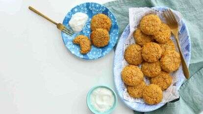 קעצדיצשויתם ובטטה. | אפרת ליכטנשטט קעצדיצשויתם ובטטה. | אפרת ליכטנשטט