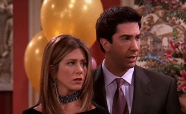 שווימר ואניסטון כוכבי "חברים". | מסך שווימר ואניסטון כוכבי "חברים". | מסך