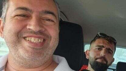 האב ובנו. ה | באדיבות המשפחה.