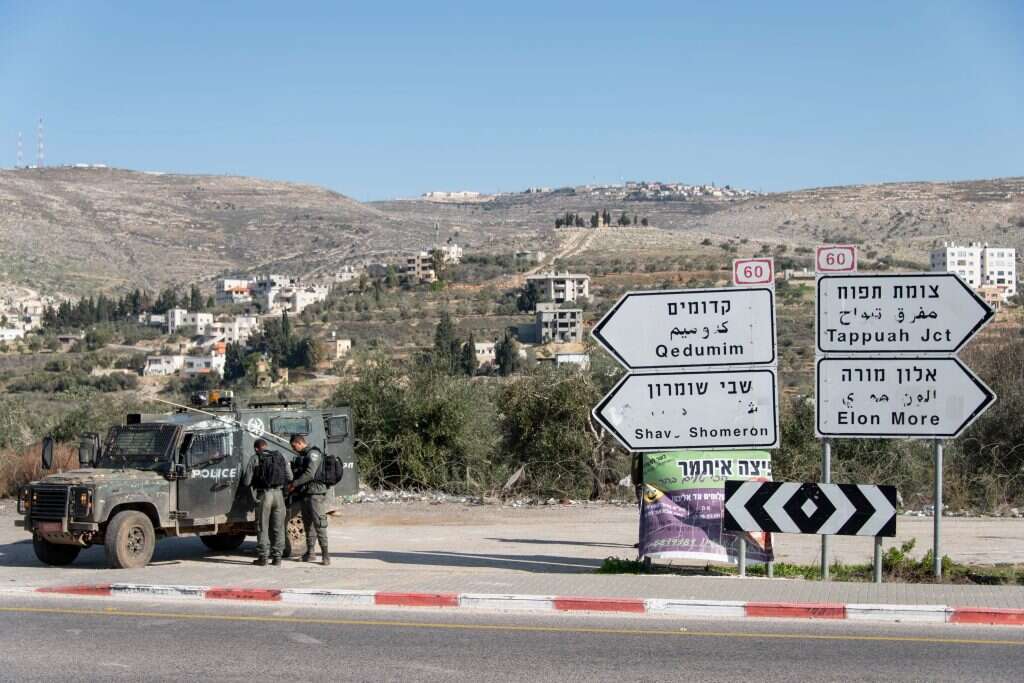 המתח הביטחוני המבעבע הגביר את הקריאות לתת רישיון לנשיאת נשק לכל המעוניין. נוכחות צבאית ביו"ש. | שריה דיאמנט - פלאש 90