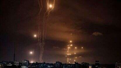 ירי רקטות בלתי פוסק מרצועת עזה לעבר ערי ישראל. 7 באוקטובר 2023. | AFP ירי רקטות בלתי פוסק מרצועת עזה לעבר ערי ישראל. 7 באוקטובר 2023. | AFP
