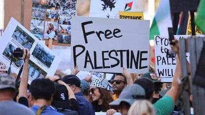 בסוף ההשוואות תמיד יחזרו. הפגנה נגד ישראל בלוס-אנג'לס. | AFP
