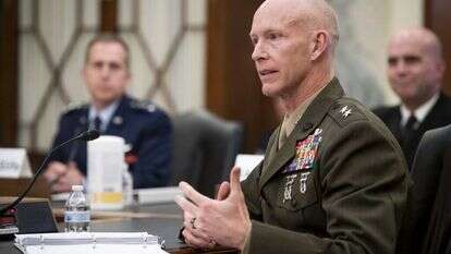 גנרל ג'יימס גלין. | רויטרס