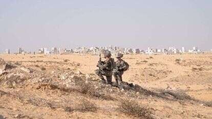 חיילים באימונים לקראת כניסה קרקעית לרצועת עזה. | דובר צה"ל