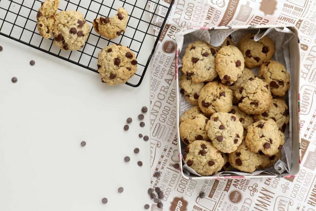 עוגיות קוואקר עם שוקולד. | אפרת ליכטנשטט עוגיות קוואקר עם שוקולד. | אפרת ליכטנשטט