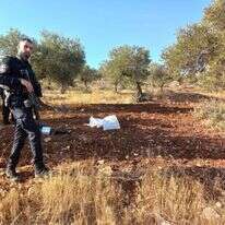 שוטר בסמוך למקום תקיפת רועי הצאן. ללא קרדיט