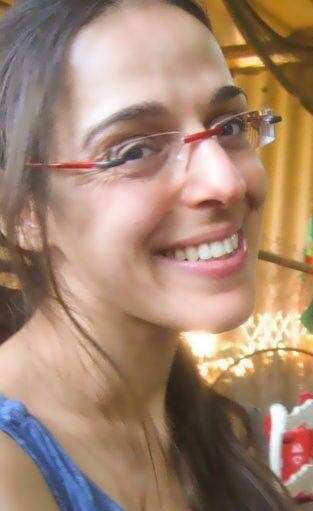 דנה מרואלי. | פרטי