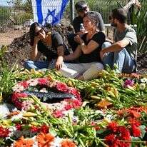 הלווייתם של נח ומעיינה הרשקוביץ שנרצחו בקיבוץ בארי. | מיכאל גלעדי/פלאש90