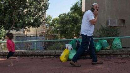 תושבי קריית שמונה עוזבים את העיר. | אייל מרגולין/פלאש90