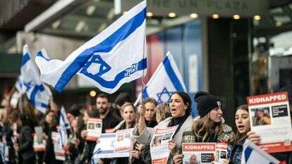 עצרת למען החטופים מחוץ למטה האו"ם בניו־יורק, השבוע. | אי.פי.איי