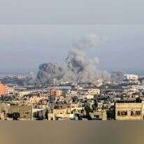 אותה תמונה בכל חדרי השליטה. עזה מופגזת, השבוע. | עבד רחים חטיב, פלאש 90