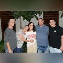 החיילת אורי מגידיש ששוחררה משבי חמאס, אחרי פגישתה עם משפחתה. | דוברות שב"כ