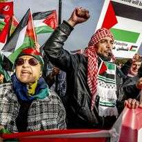 הפגנת תמיכה בחמאס בהאג. | AFP