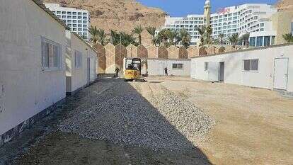 בית הספר החדש המוקם בים המלח עבור מפוני אשכול