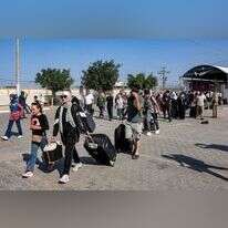 המעבר לגבול מצרים דרך מעבר רפיח. | AFP