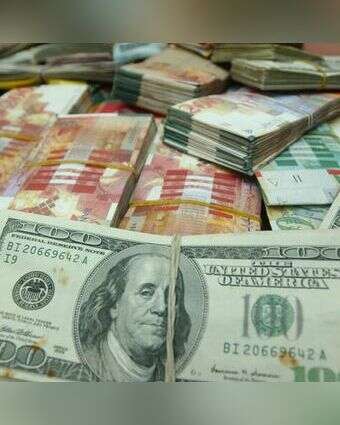 כסף שהוחרם בפשיטה של משטרת ישראל. | פלאש 90 כסף שהוחרם בפשיטה של משטרת ישראל. | פלאש 90