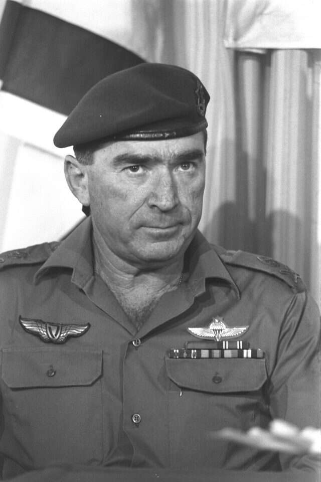 להוריו לא היה כסף להפלה. רפול. | יעקב סער, לע"מ להוריו לא היה כסף להפלה. רפול. | יעקב סער, לע"מ