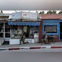 חנויות בשדרות במהלך המלחמה. | איי.אף.פי