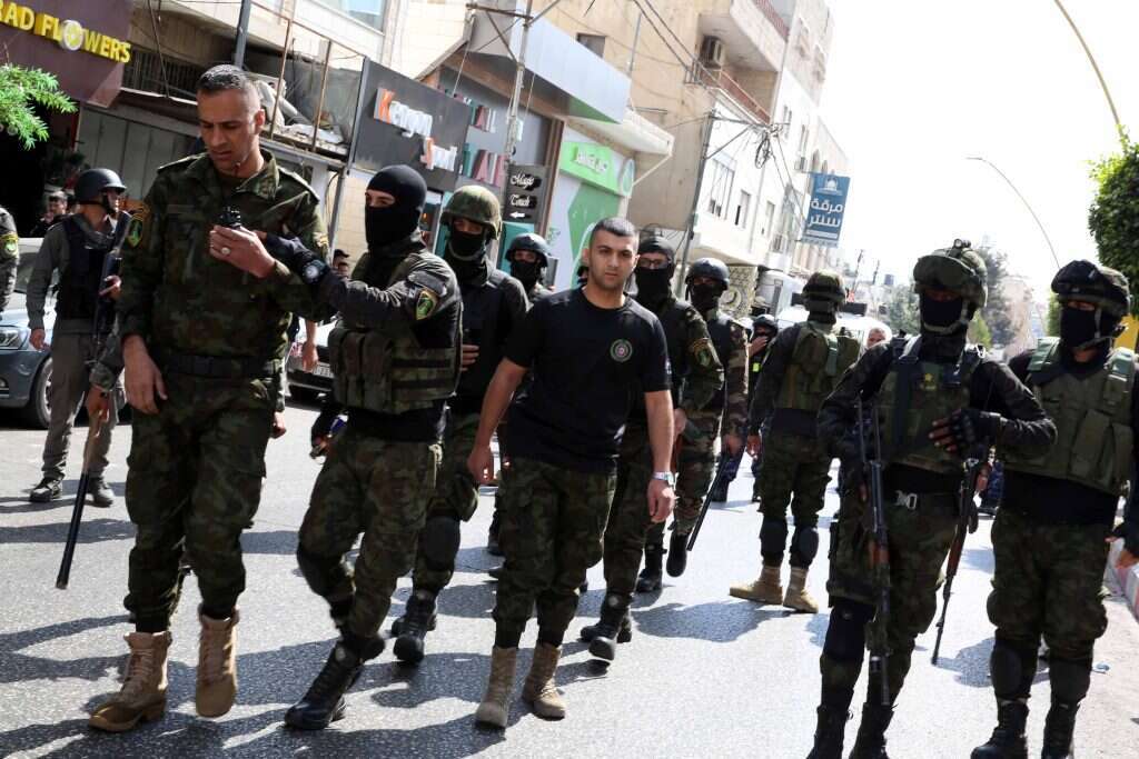 הופכים לשחקן מדינתי. שוטרים פלסטינים בחברון. | ויסאם השלמון, פלאש 90