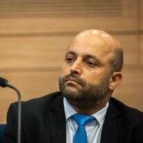 חולתא | אורן בן־חקון