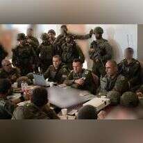 הרמטכ״ל בהערכת מצב עם הלוחמים בעזה: ״חזקו את הרוח, גאה בכם״. | - דובר צה"ל